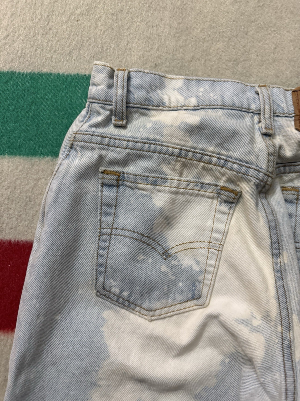 Women’s Vintage 90s Levis 16550-0233 Acid Wash Bleach Tie Dye Jeans 28/29 X 30