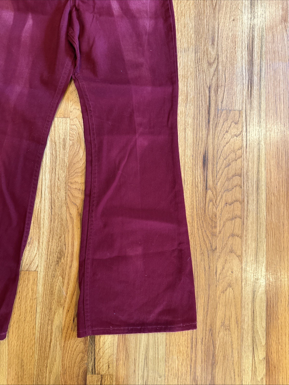 Vintage Maverick blue bell jeans Magenta Size 10 Inseam 29” Bell Bottoms B5