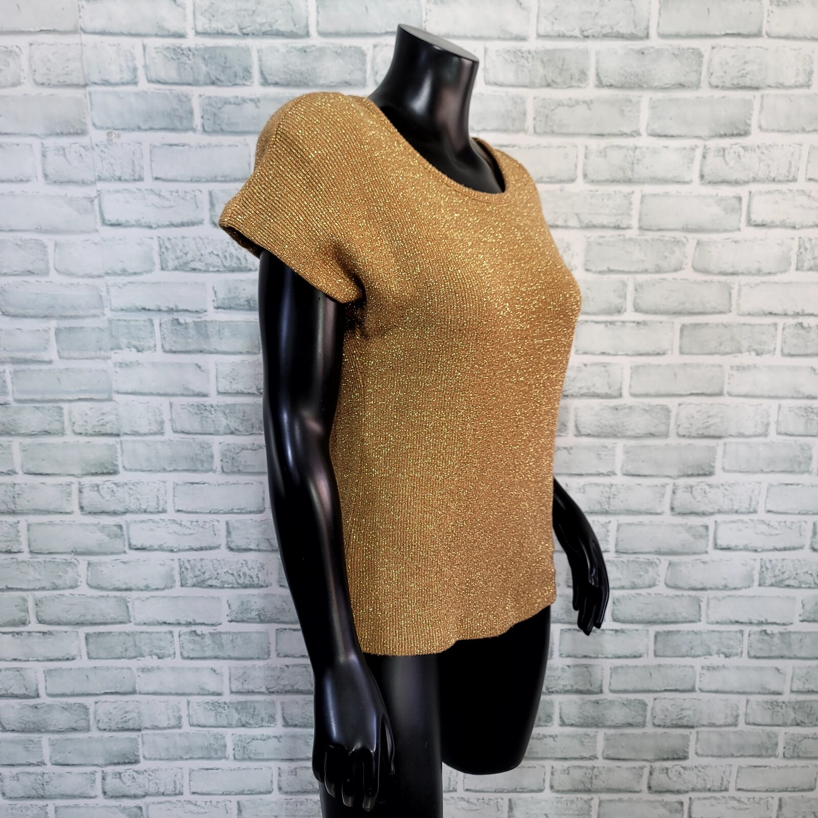 Vintage 90s City Girl Sport Gold Metallic Knit Cap Sleeve Top Shoulder Pads