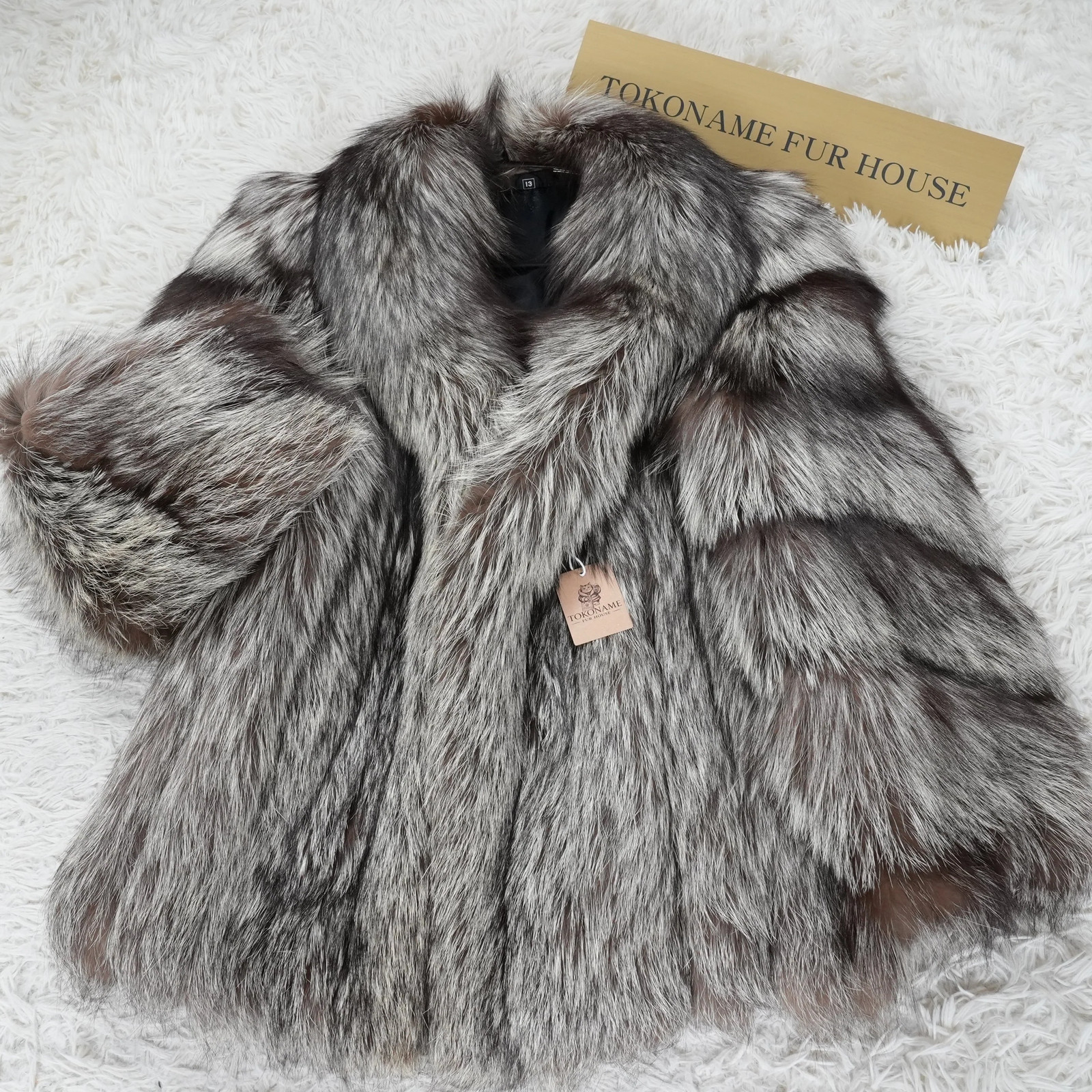 Silver Fox Coat SAGA FOX – Genuine Vintage Fur From Japan