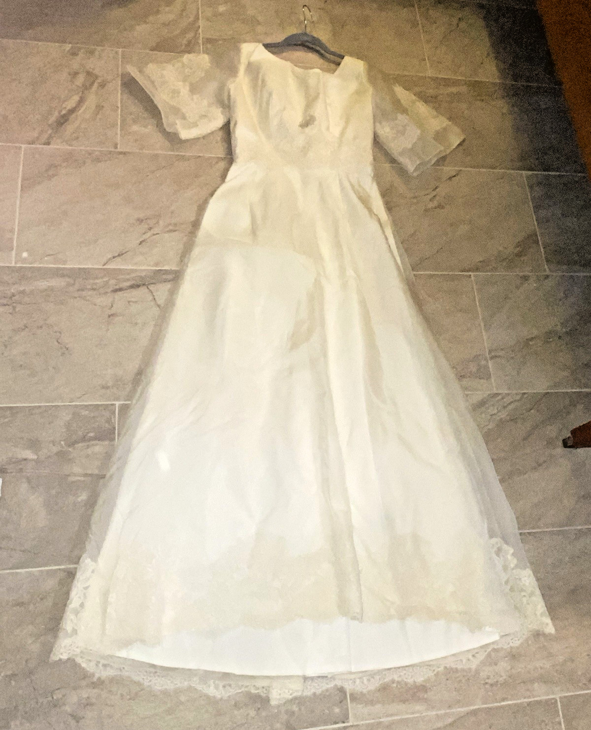 60s Alfred Angelo Edythe Vincent Wedding Gown ButtonBack Demure Detachable Train