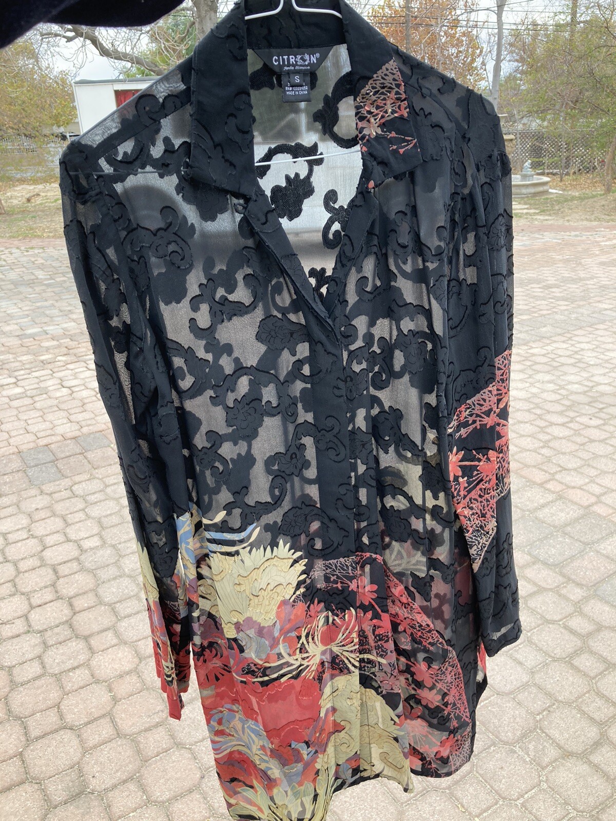 Citron Santa Monica women’s longsleeved knee length sheer silk blouse size S