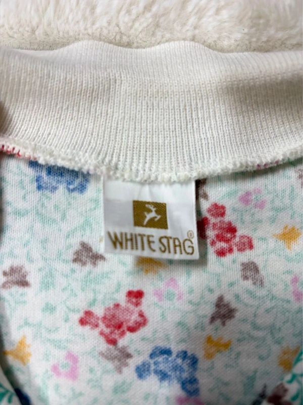 White Stag Sleeveless Polo Floral Print Top White Collar Button Casual Tank
