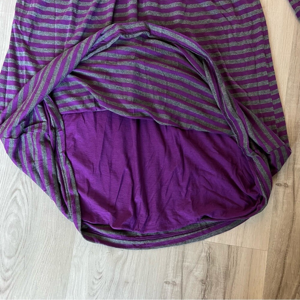 EUC Splendid dress sz L purple and heathered grey stripes. 3/4 sleeves deep V