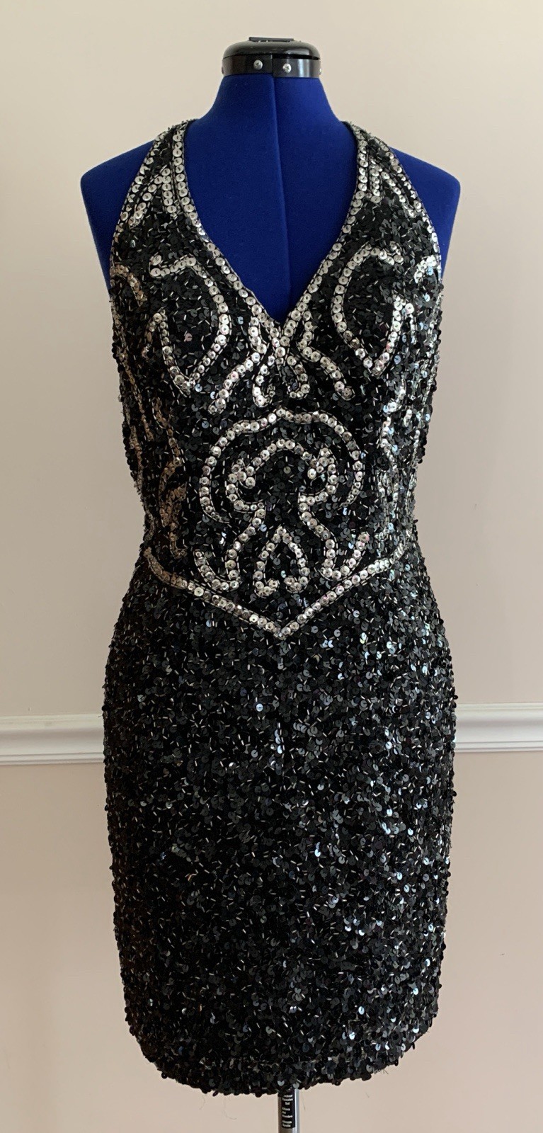 Vintage Black And Sliver Color Beaded And Sequin Short Evening Dress Size A