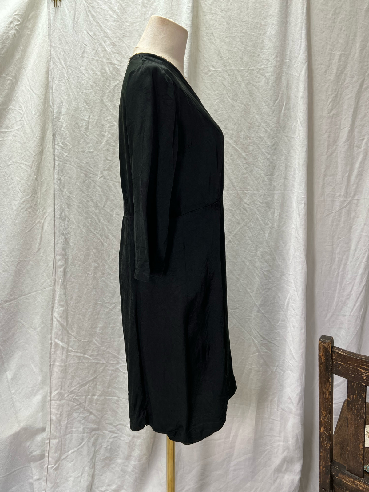 Classic French 1940s Dress – Little Black Dress Satin Elegance