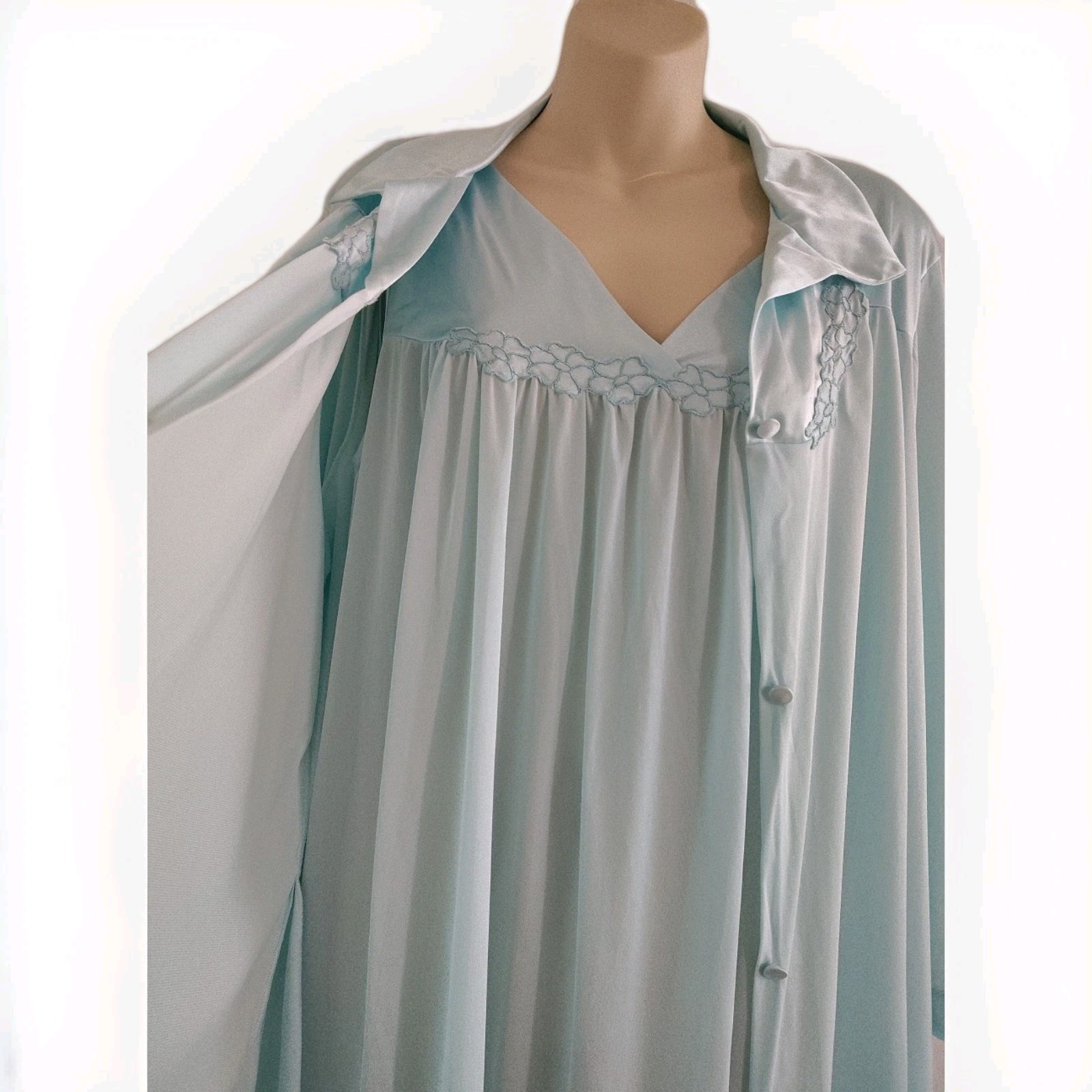 Vintage Vanity Fair Nylon Peignor Set Size XL Icy Aqua Robe Nightgown