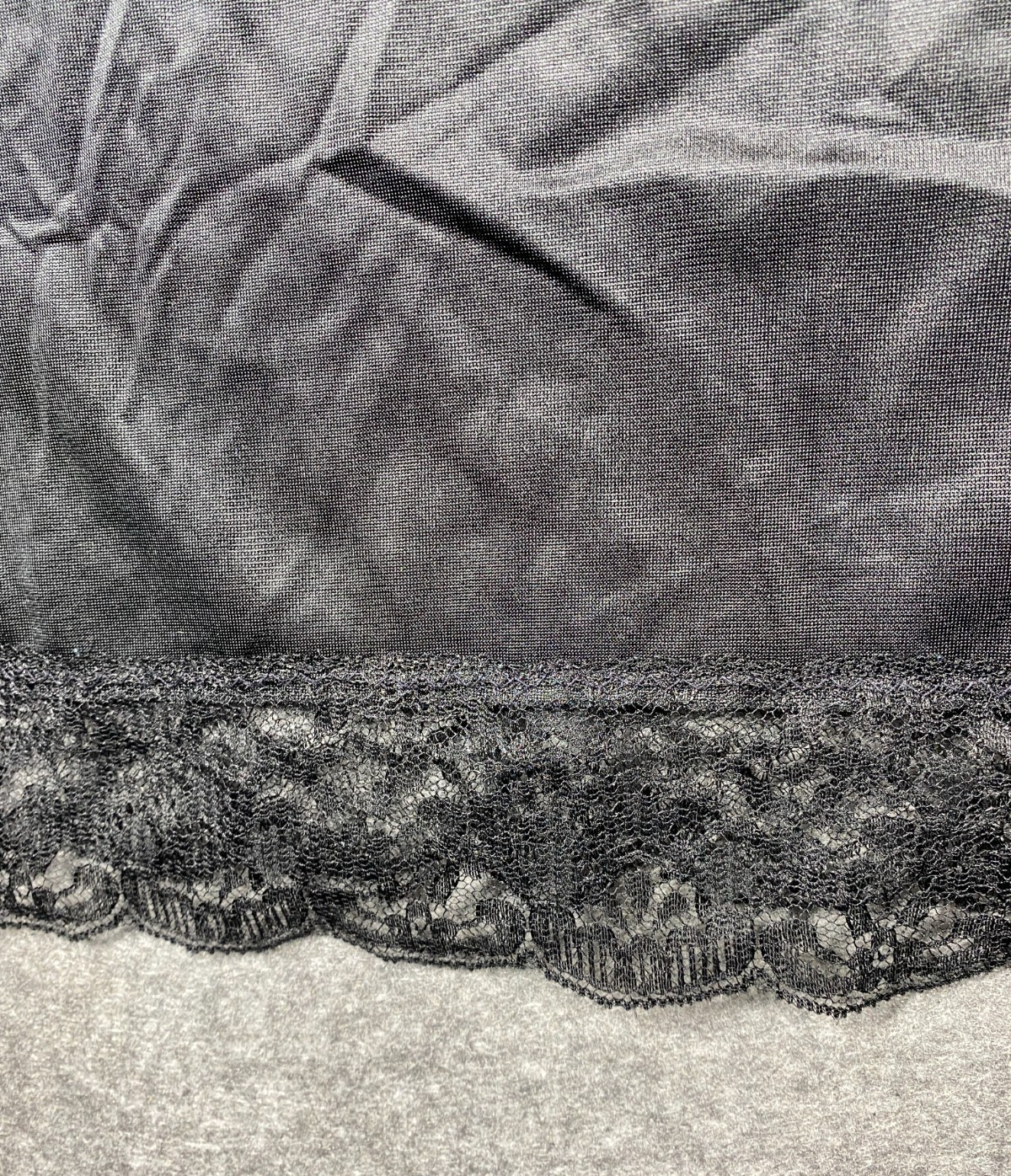 Vintage Kaydette Womens Slip Skirt Black Large 30/32 Satin Lace Trim Lingerie
