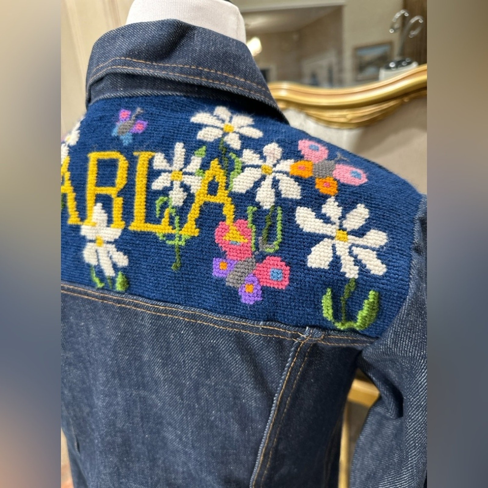 Marla Floral Needlepoint Embroidered Denim Jacket Sz S Stretch Boho vintage