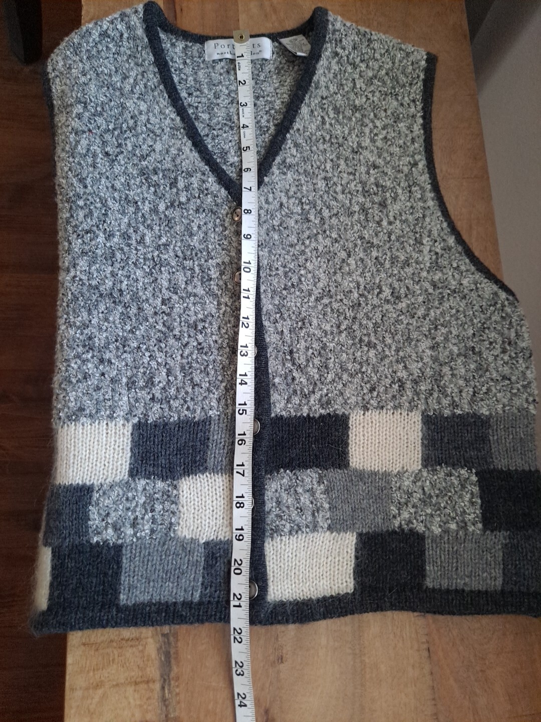 Vintage Portraits Sweater Vest By Northern Isles Wool Blend Color Block Size XL