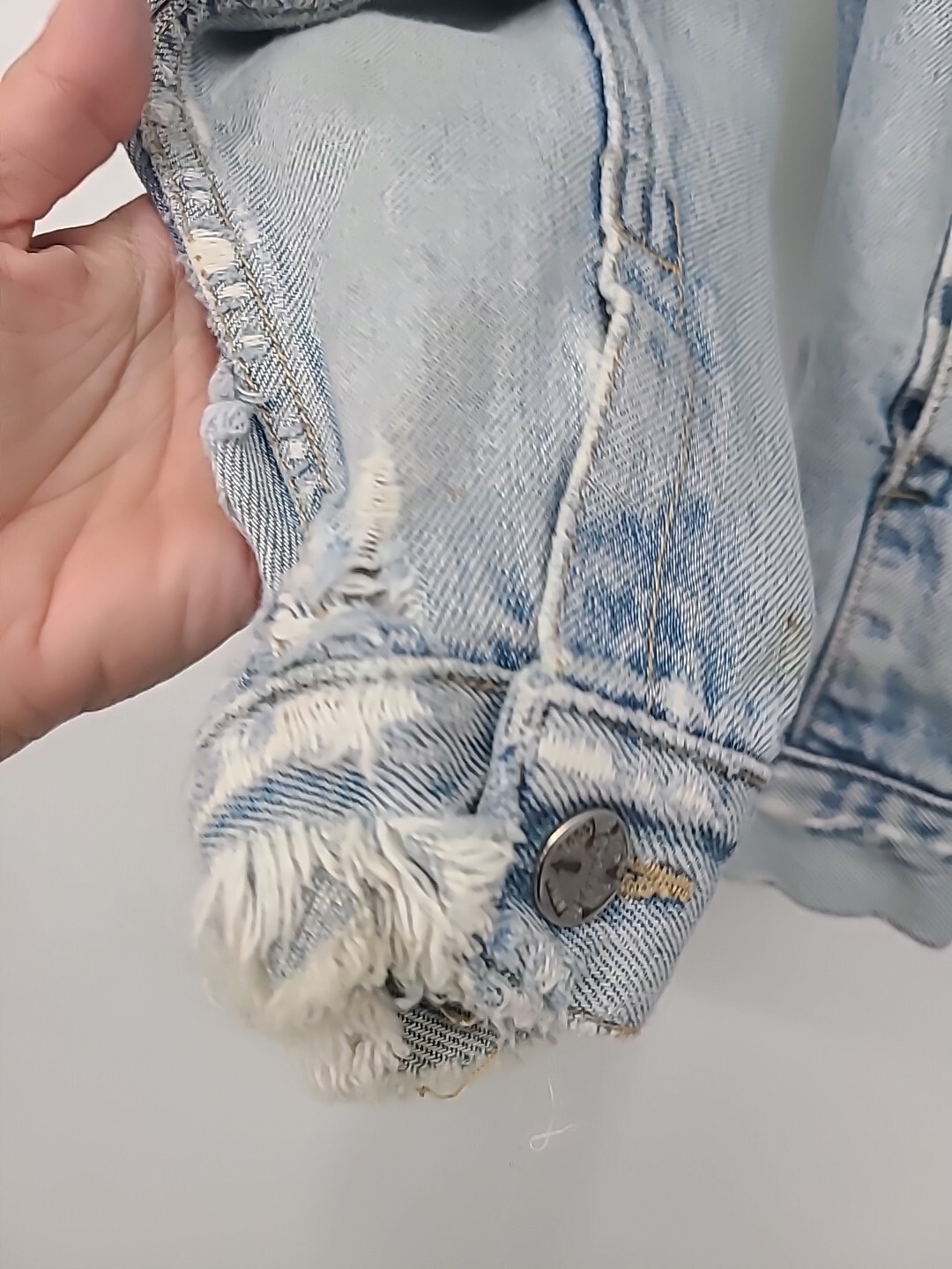 Vintage Code Bleu Light Wash Denim Distressed Jean Jacket XL Retro 80s 90s