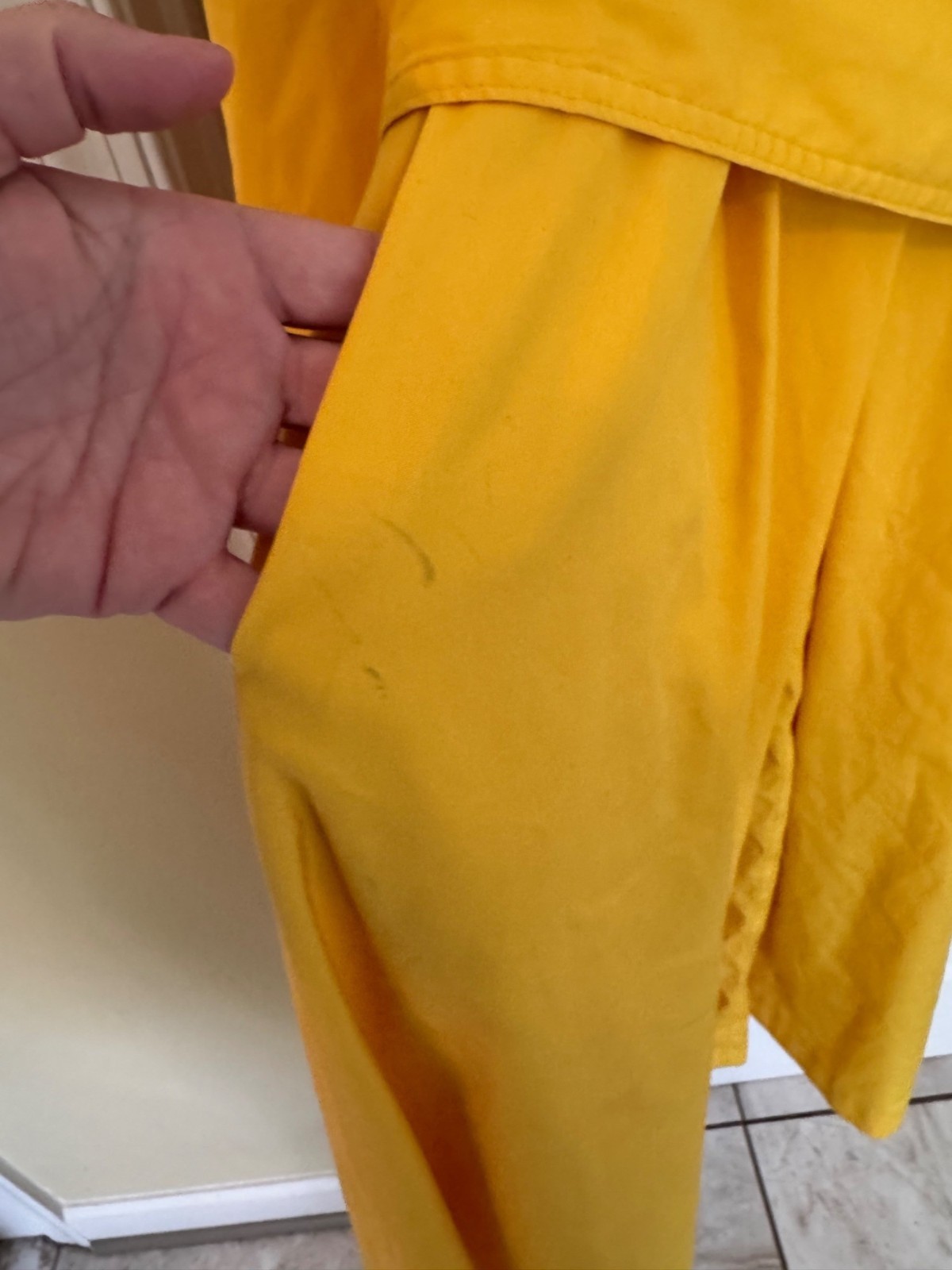 Vintage Caron Retro 70’s Yellow Midi Length Long Sleeve Shirt Dress Size Small