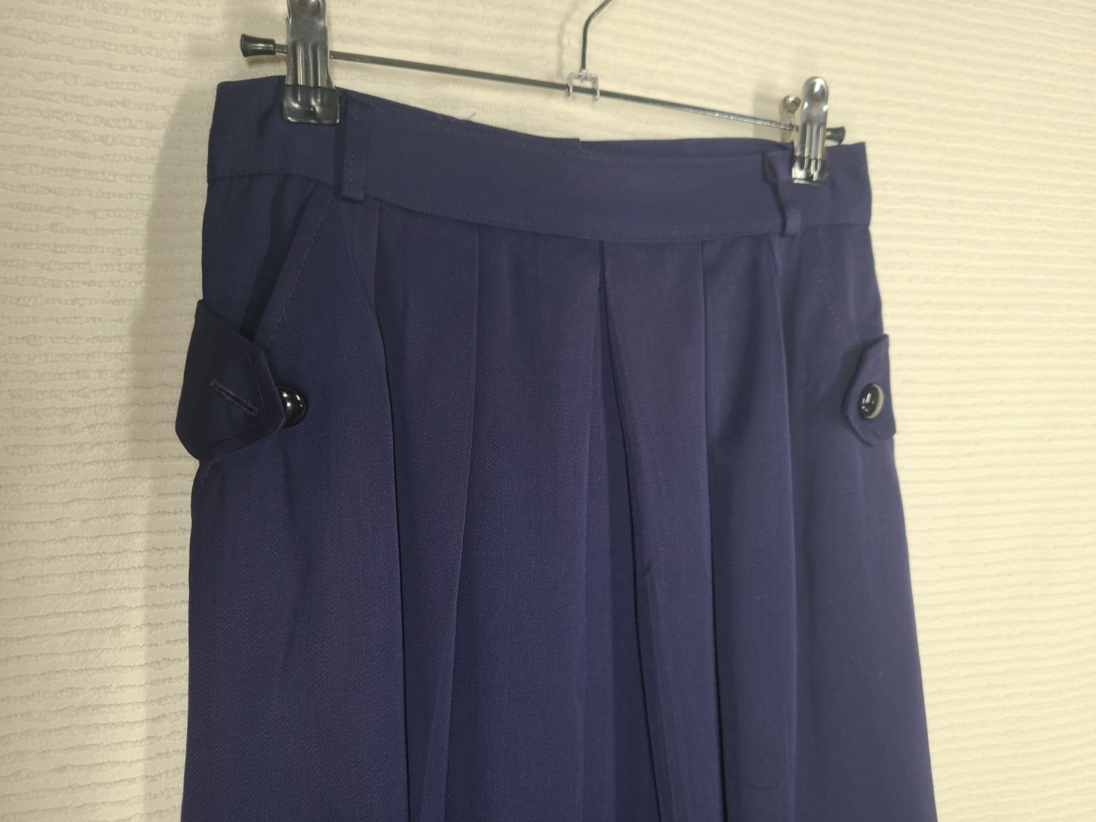 Vintage 50s Skirt Navy Rayon Gabardine Pleated Front Button Pockets 27w Pinup
