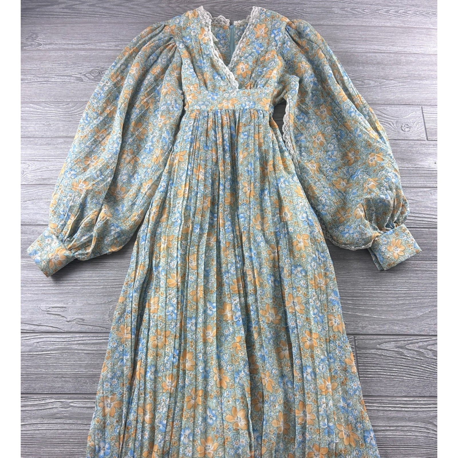 Vintage Floral Pleated Maxi Dress Blue Orange Lace Trim Balloon Sleeve Size 7