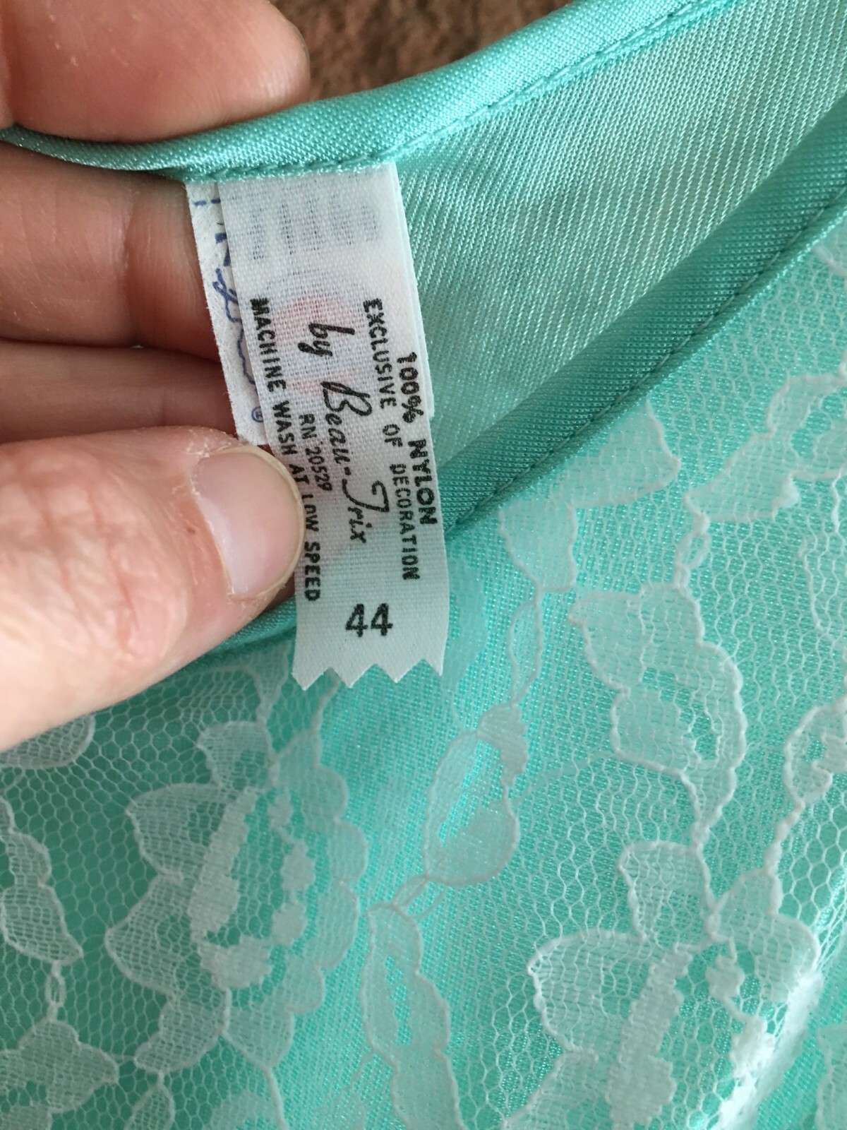 Vtg Sea Foam Green BEAU TRIX Nylon lace full length nightgown size 44