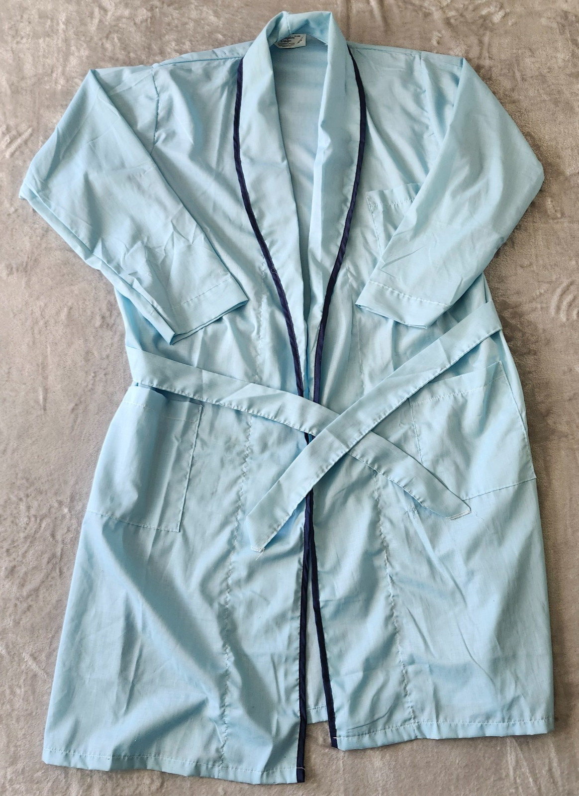 Vintage 1960s/70s Robe Baby Blue w/ Navy Stripe Pockets Men’s XL Belt Dad