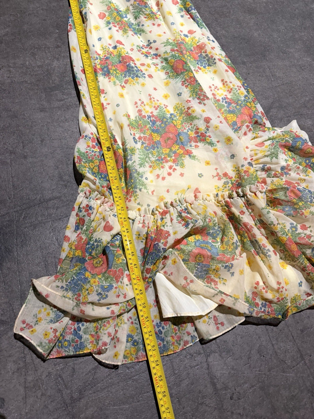 Vintage 1960s Miss Rita Floral Smocked Boho Prairie Cottage Core Dress Ivory