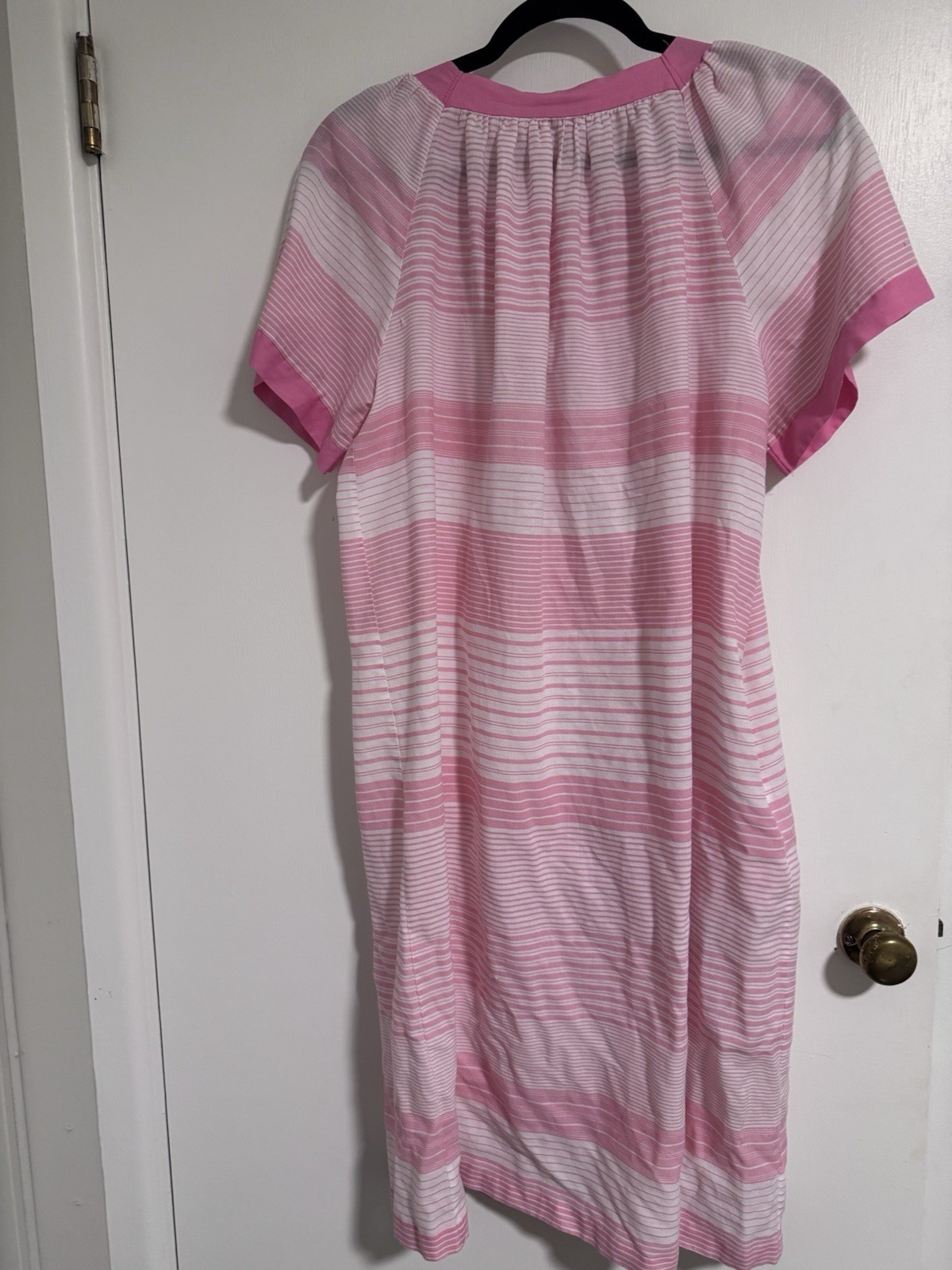 Vintage House Dress Pink White With Floral Detail Comfy Mumu Nap Dress 1980s VNT