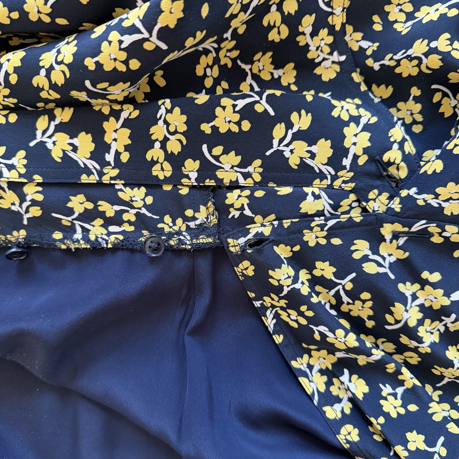 VTG ~ 1990s ~ Black and Yellow Floral Wrap Dress ~ Chic ~ Midi ~ Size M