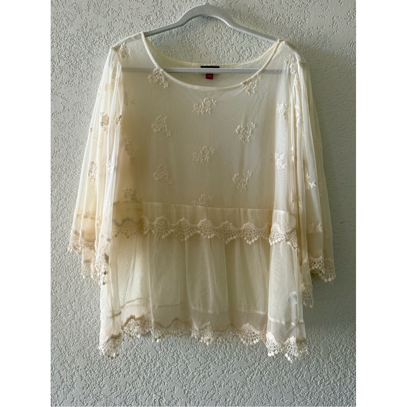 VINCE CAMUTO Womens Ivory Lace Sheer Bell Sleeves Boho Embroidered Floral Sz L