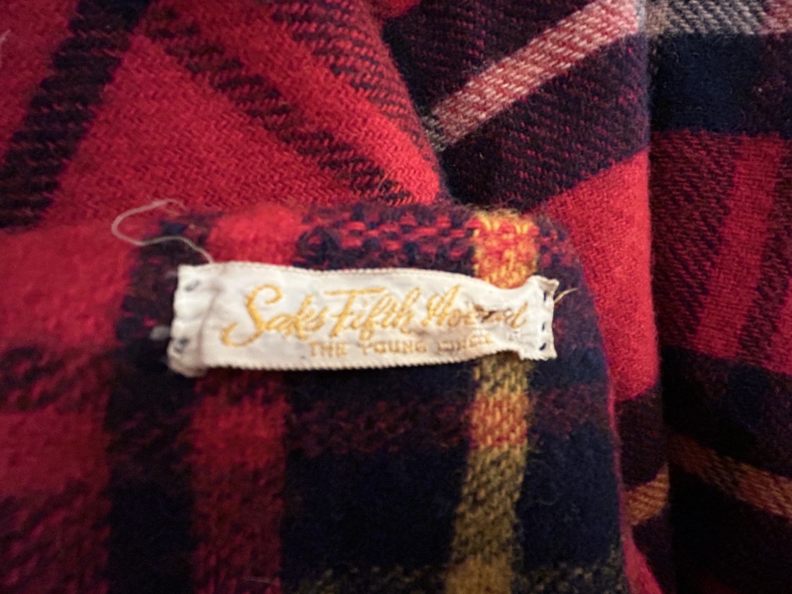 Vintage Saks Fifth Avenue Red Navy Yellow Wool Tartan Plaid Poncho Cape Fringe
