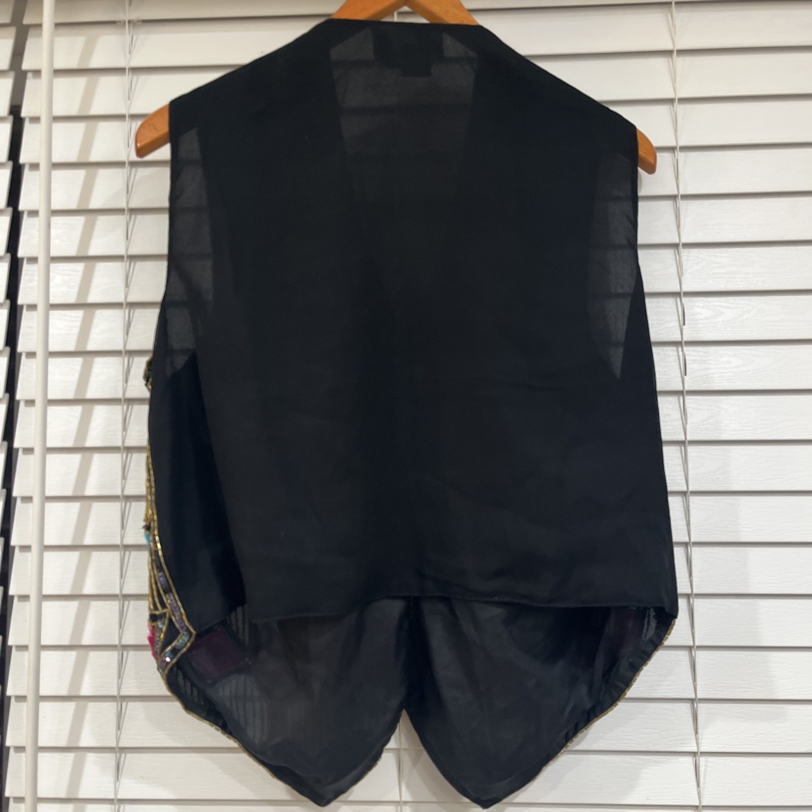 Vtg Rina Z Black 100% Silk Gold Rainbow Sequins Vest Size Large Festive Party