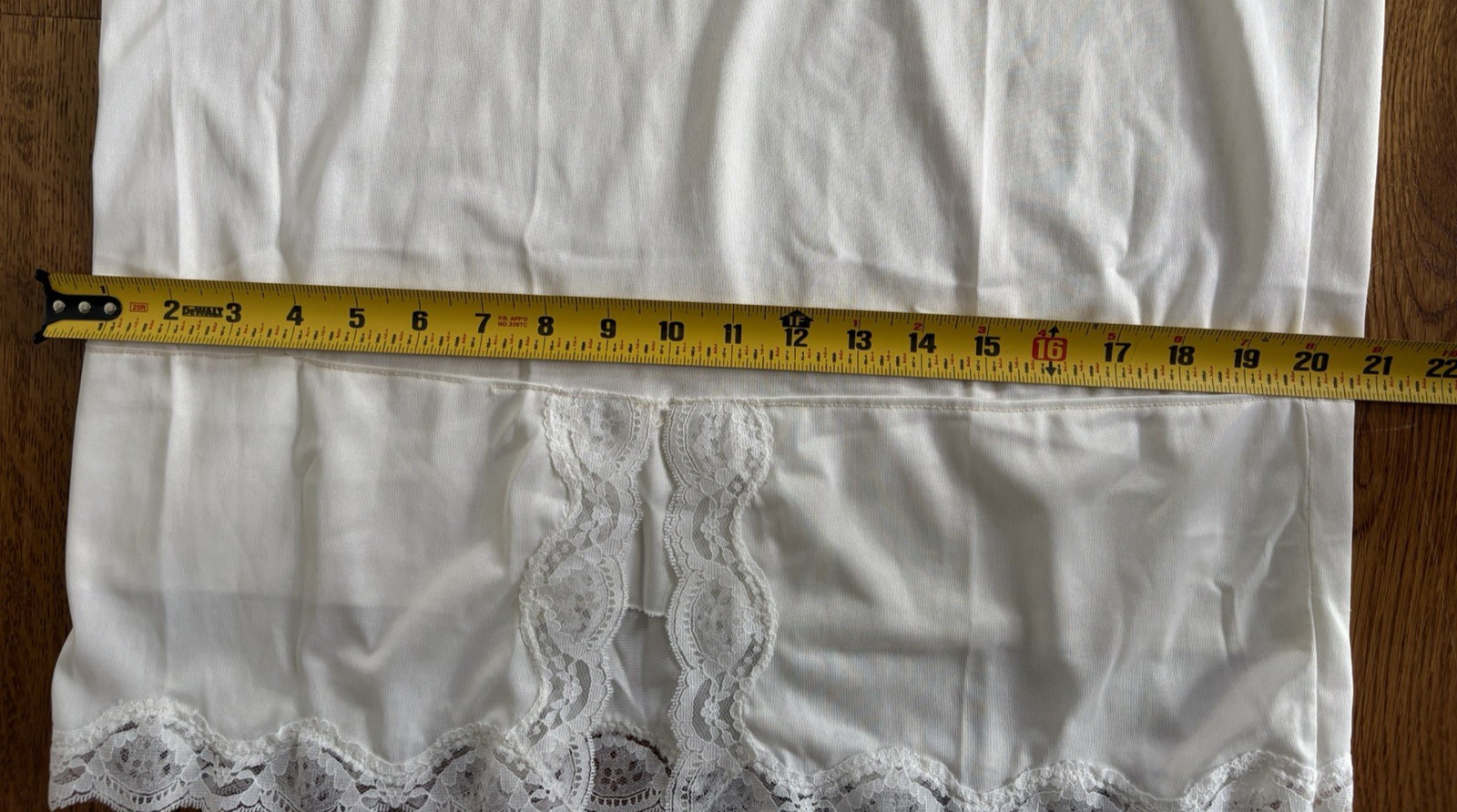 VTG Lingerie Greenco Maid White Nylon Lace Slit Half Slip Romantic Soft Sz. M