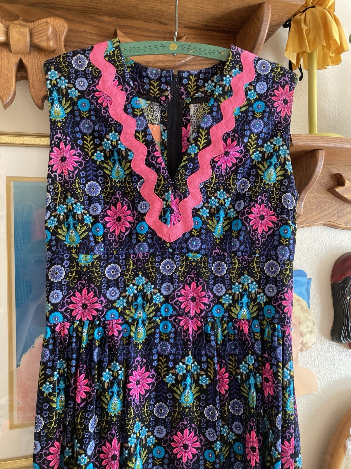 1970s Vibrant Psychedelic Floral Barkcloth Style Maxi Dress, Bust 36in