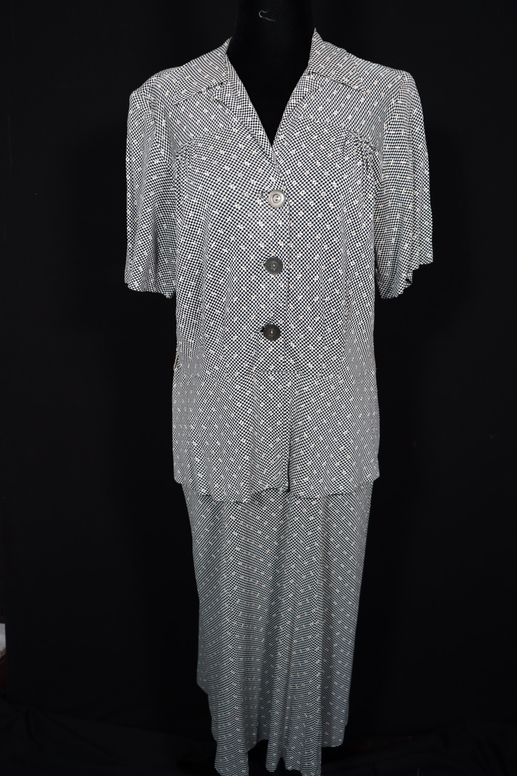 Rare Vintage French 1940’s WWII Era Pepper Silky Rayon Print Dress Size 6-8