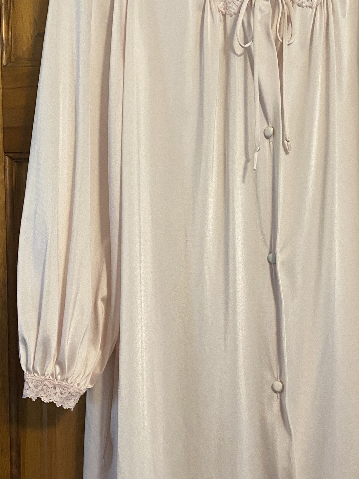 Vintage Miss Elaine Nightgown Robe Small/Medium Long Sleeve Button Dusty Rose