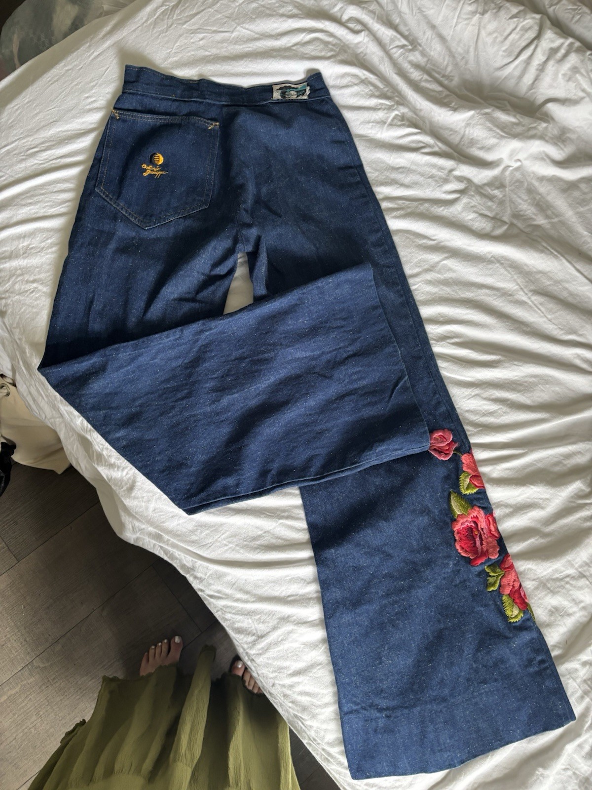 Antonio Guiseppe Made in the USA Women’s Vintage Floral 70s Bell Bottom Jeans