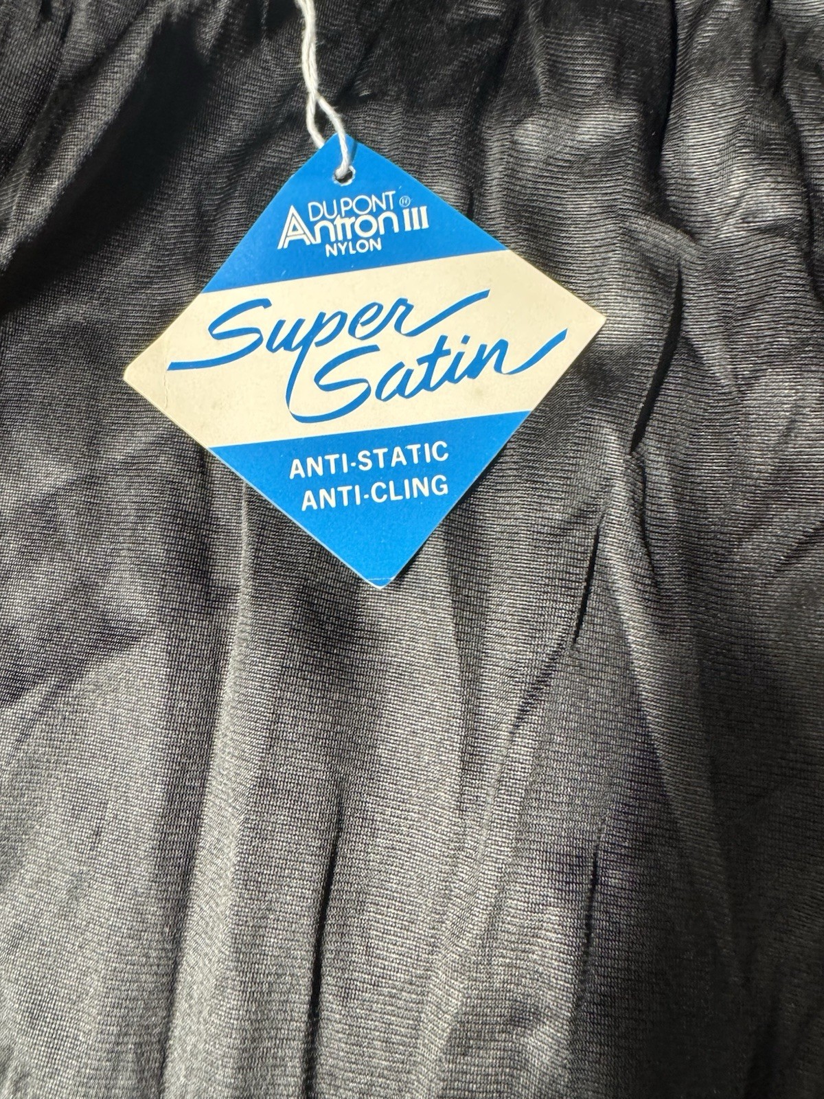 VINTAGE SUPER SATIN BY VINCENT HALF SLIP WITH LACE . BLACK. DUPONT ANTRON lll