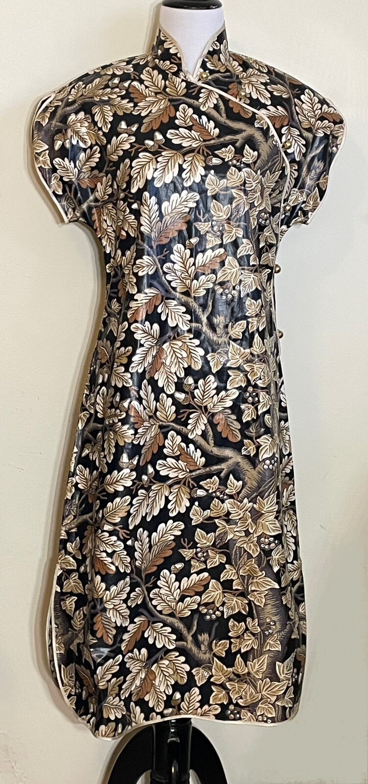 Vintage 1960s 1970s Cheongsam Qipao Dupioni Shantung Silk Acorn Oak Tree Dress