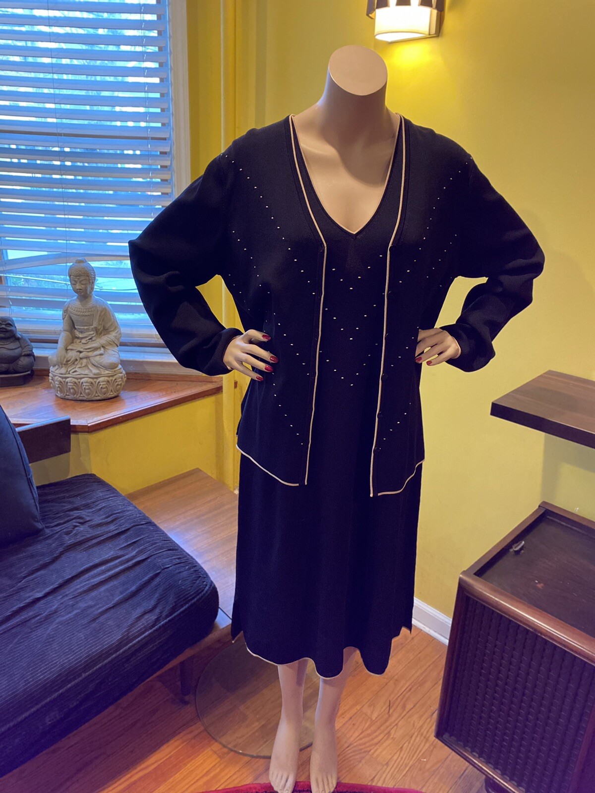 VINTAGE 1980’s MAX STUDIO Dress and Cardigan Set Black with Beige Trim SIZE XL
