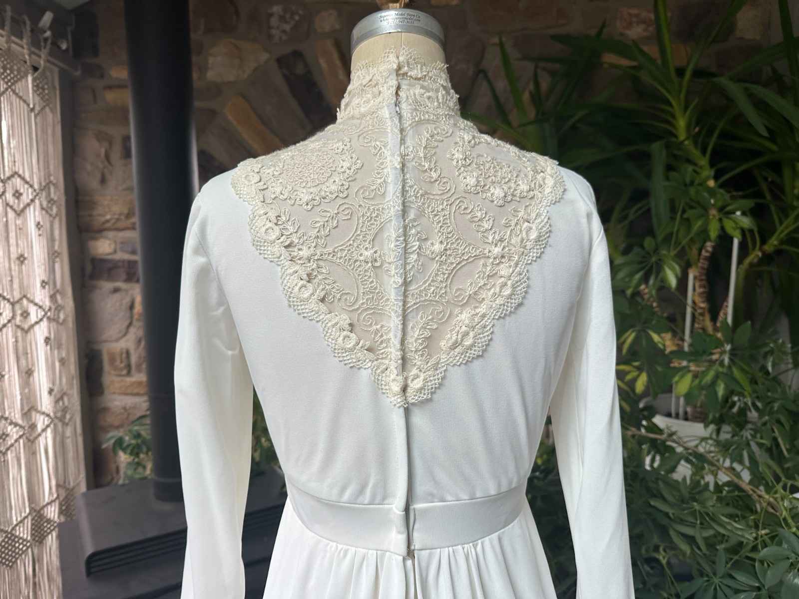 Vintage 1970s Romantic White Ivory Lace Bodice and Flounce Sleeve Wedding Dress