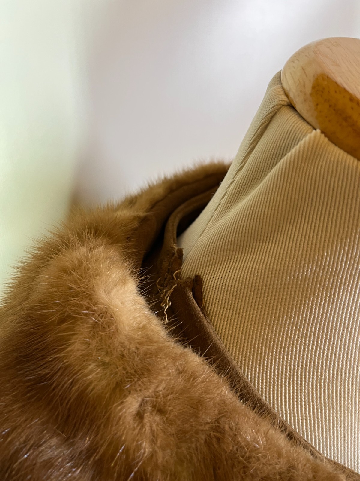 Vintage 60s Jacqueline’s Feminine Apparel Memphis Nubuck Leather Coat Fur Collar