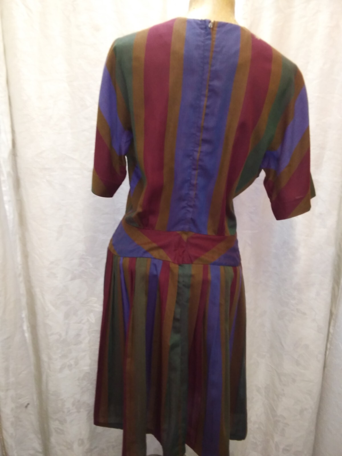 1950’s Brown Dark Red Blue Green Cotton Day Dress by Jeanne Model Size M