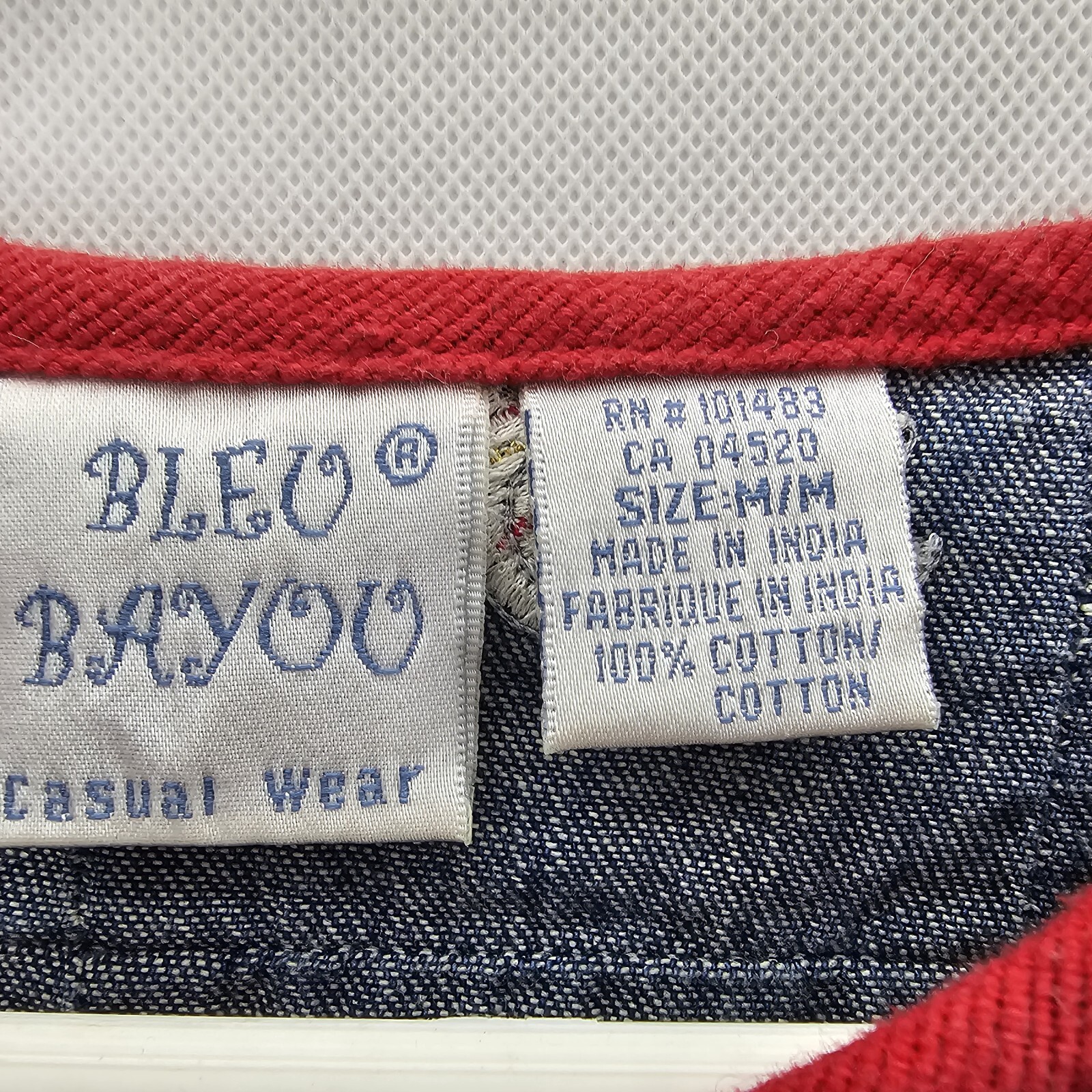 Pre – Owned Vintage Blue Bayou Women Size M Denim Christmas Jacket