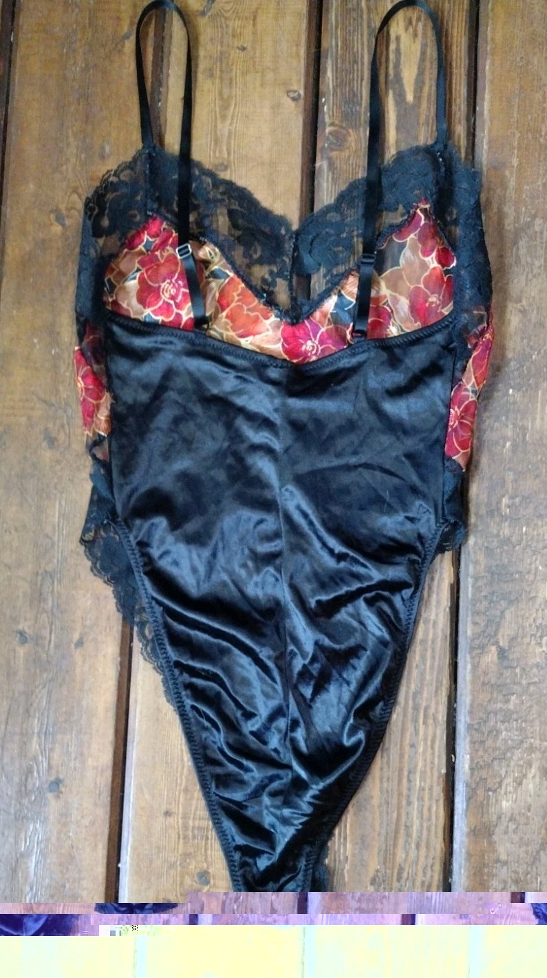 Shirley of Hollywood Vintage S/M Black & Red Floral Teddy/One-Piece Lingerie