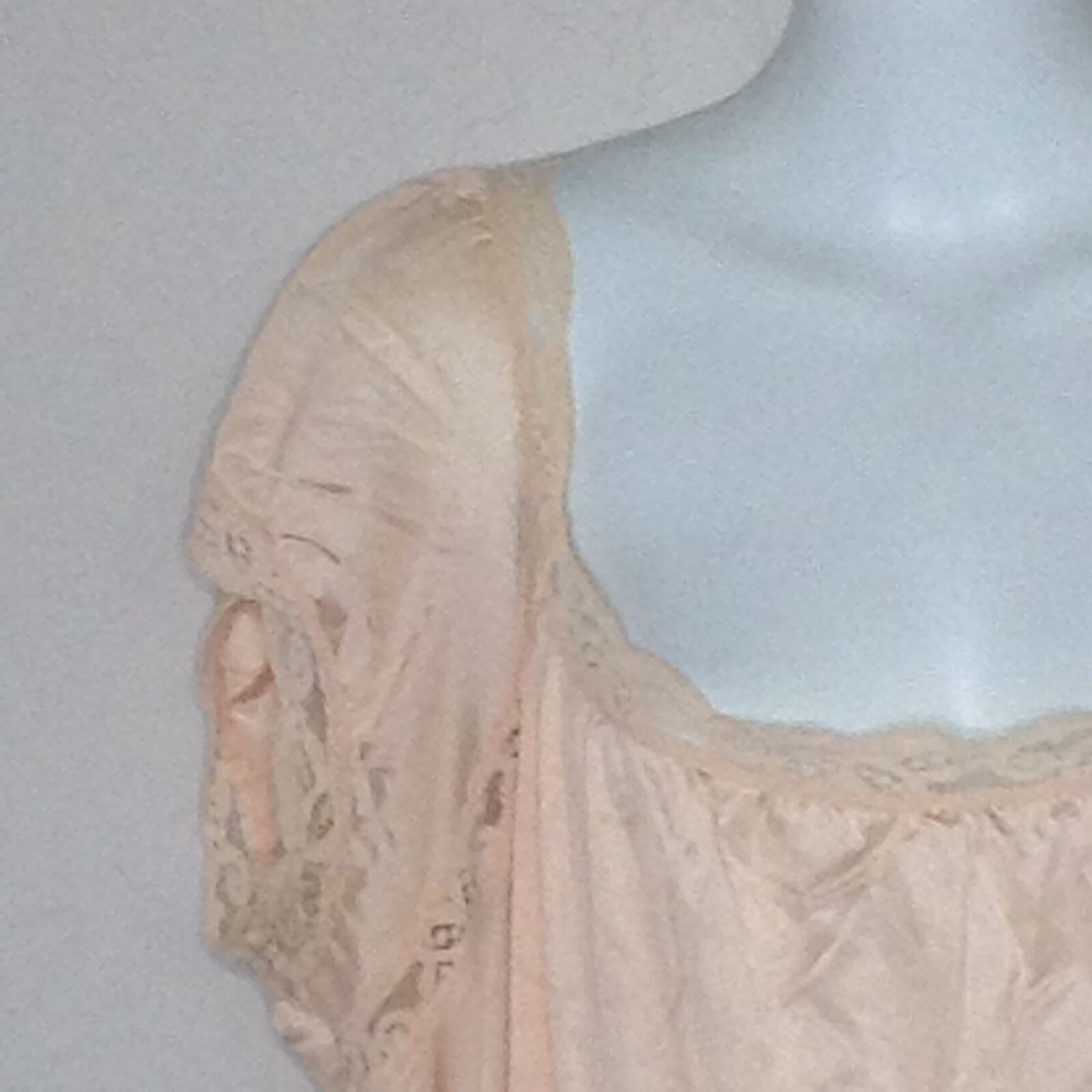 Vintage Womens Olga Full Length Night Gown Style 9629 Peach Pink Size Medium