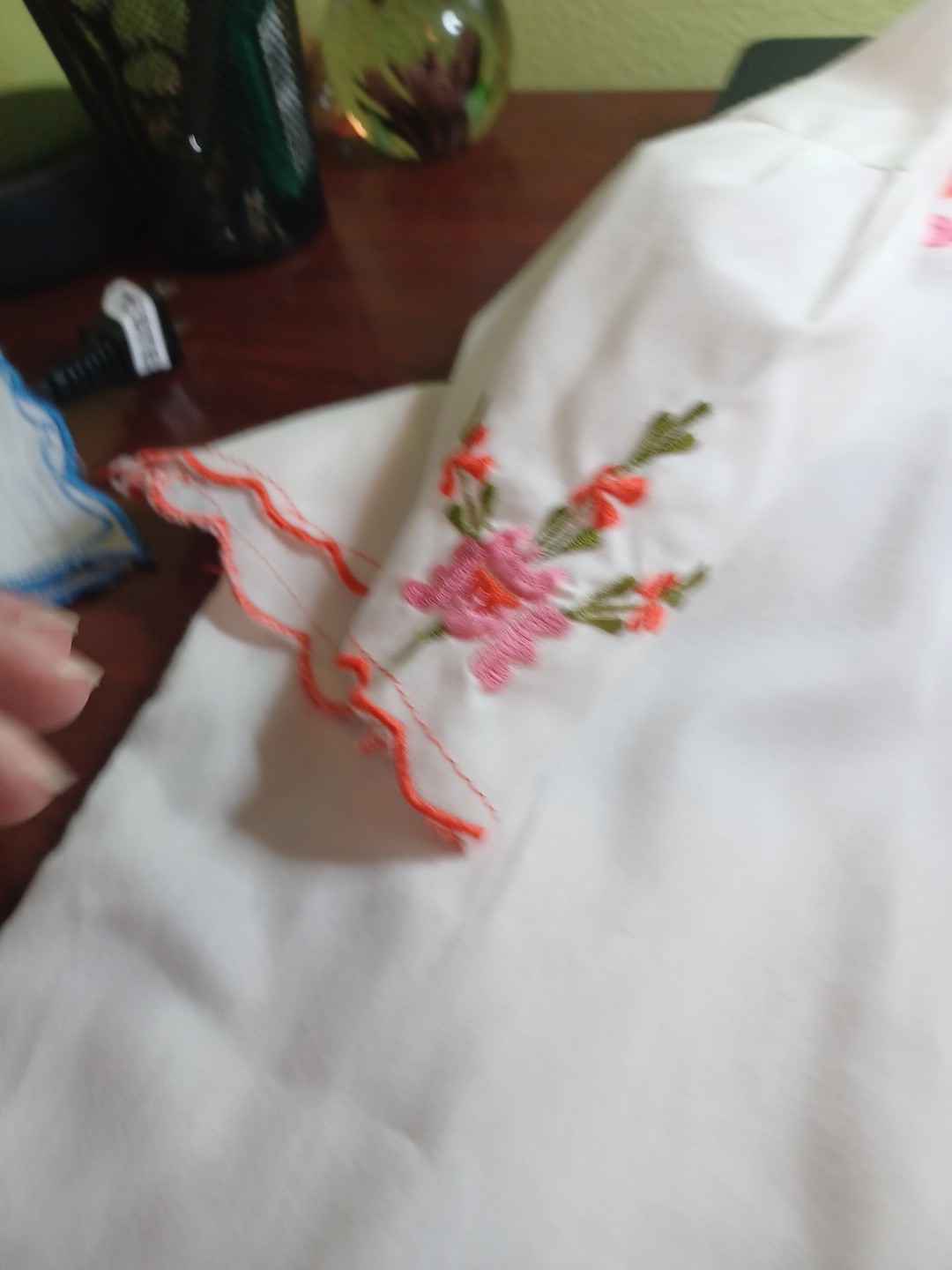 Sweet Vintage Embroidered Lightweight Mexican Womans Top