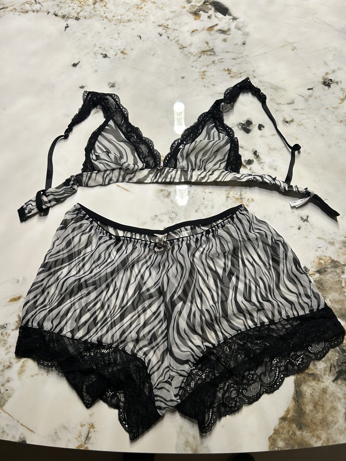 BLUSH – 2-PIECE LINGERIE – sheer w/lace White & Black Zebra small/med: burlesque