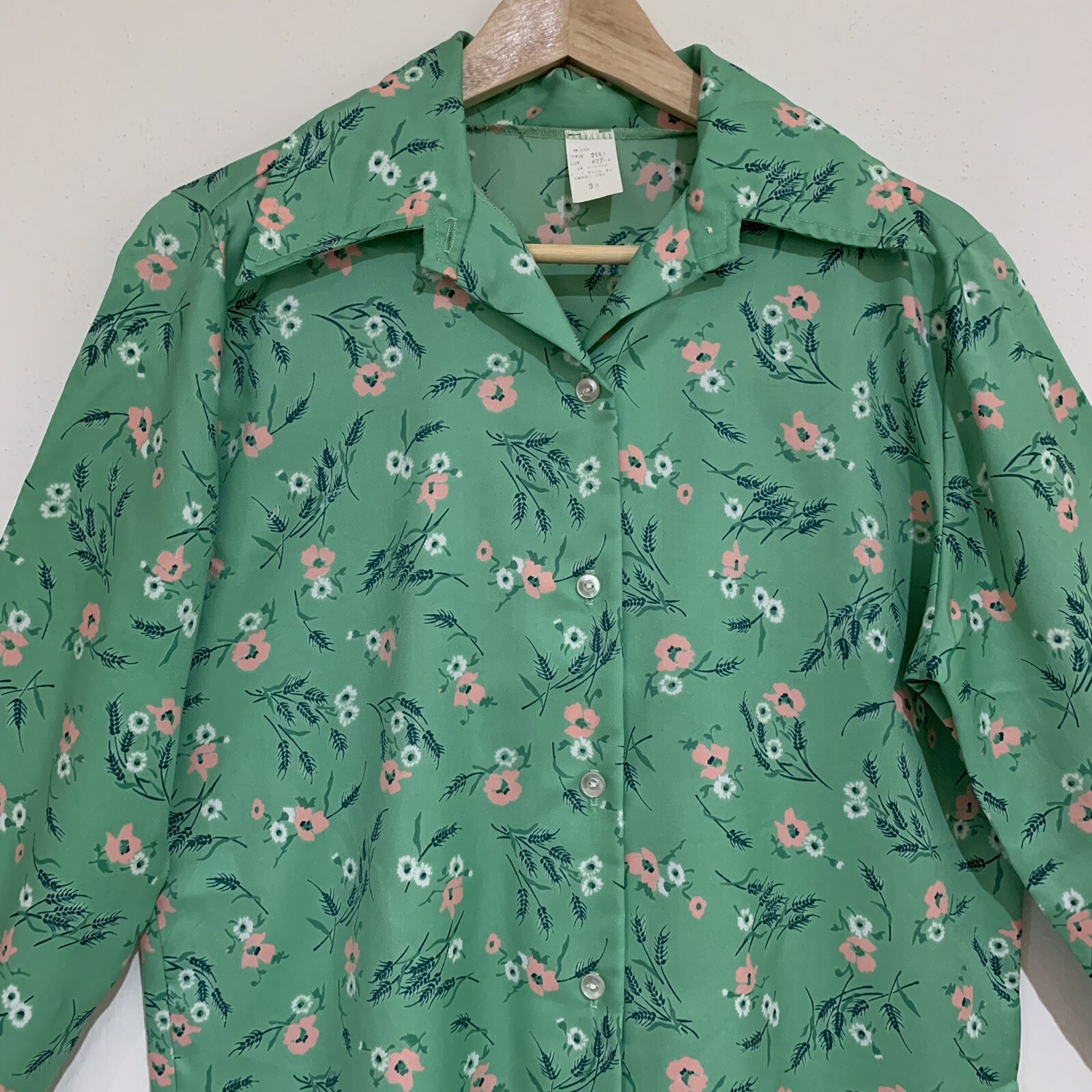 Vtg 70s Shirt M 38 Dagger Collar Multi Color Green Long Sleeve Disco Polyester