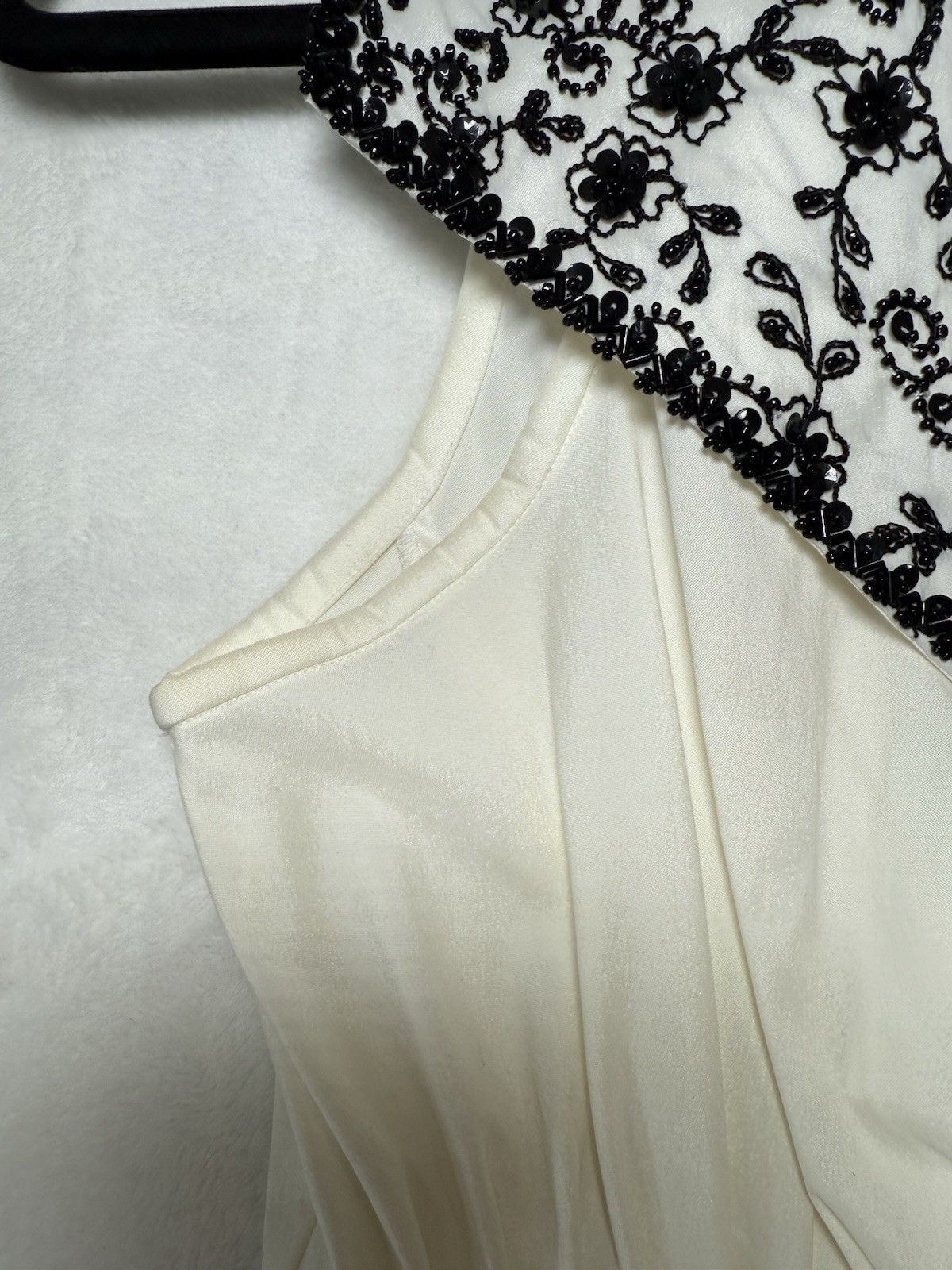 Vintage Laurence Kazar White And Black Beaded Top Size Small 80’s 90’s Floral