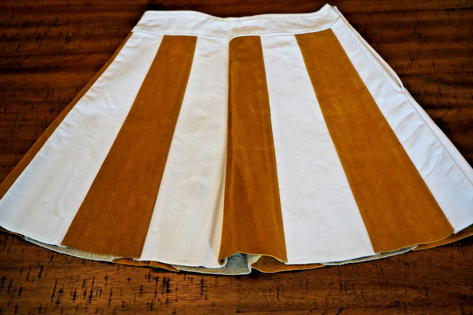 Vintage 1960s Latigo West California Leather Skirt & Vest Set – Pristine!