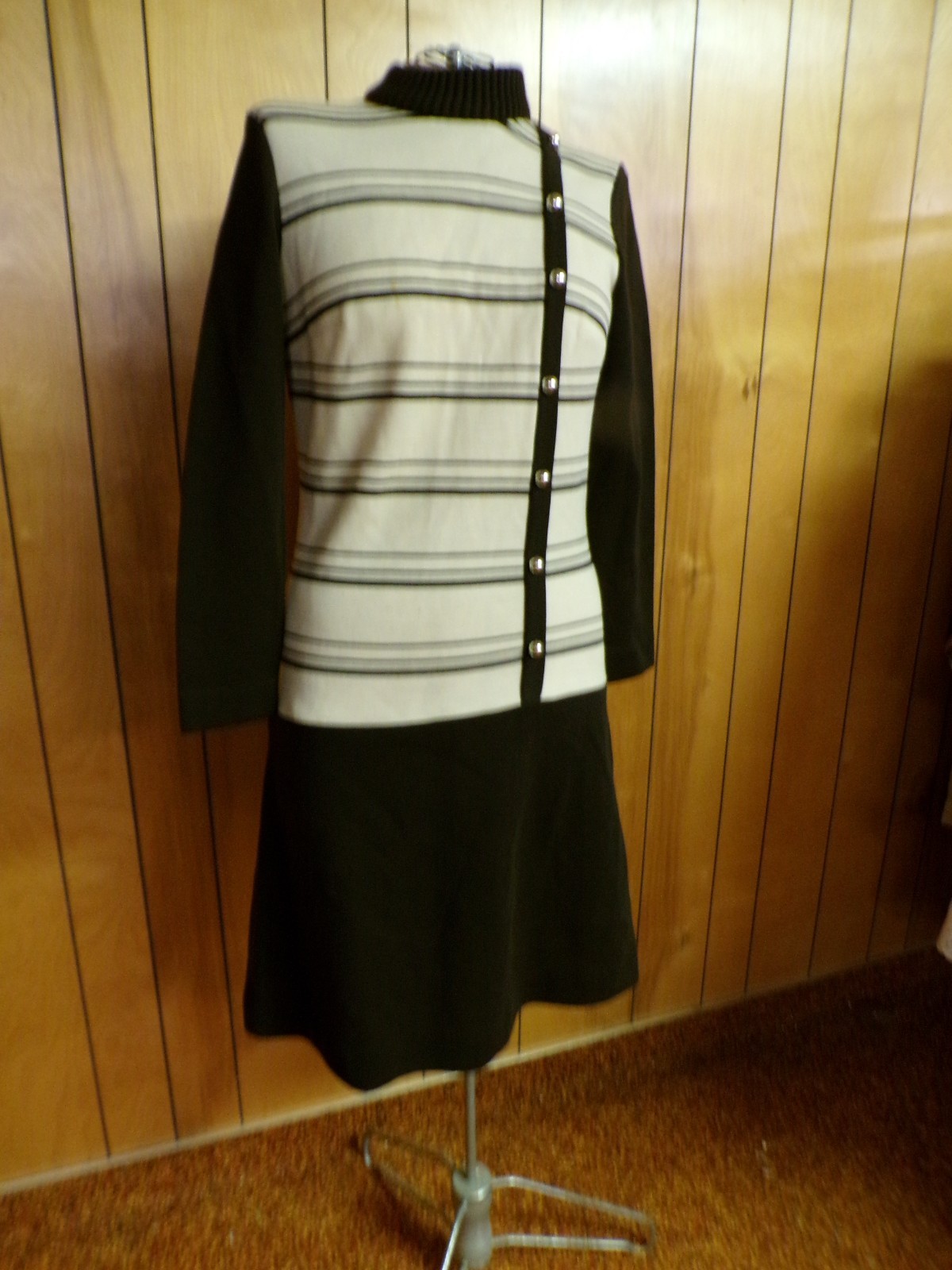Vintage BLEEKER STREET Brown Cream PolyCotton Dress Waist 33″