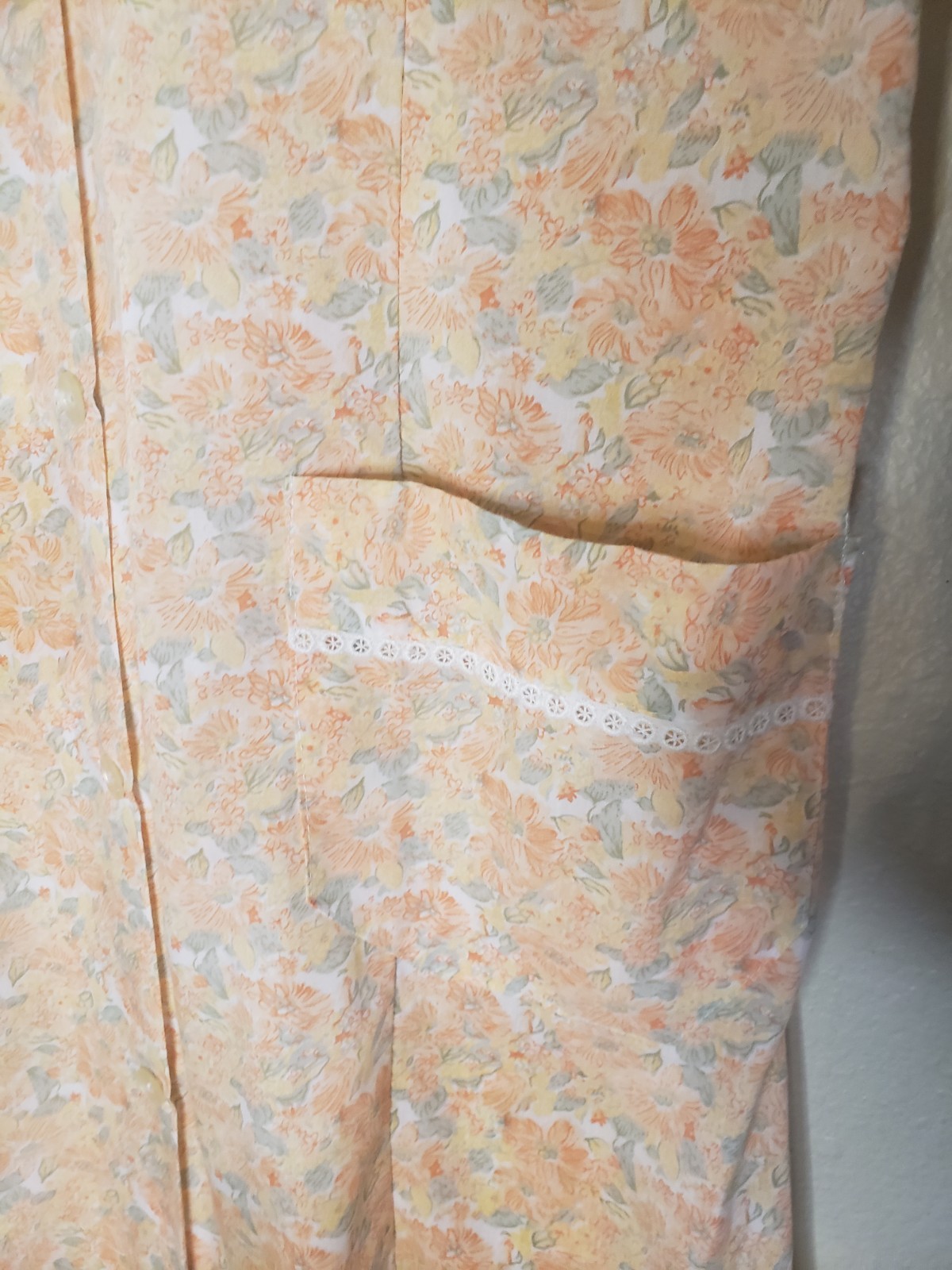 Vtg Floral Sleeveless Housecoat 60s 70s Kety Big M-L Pastel Button Front Pockets