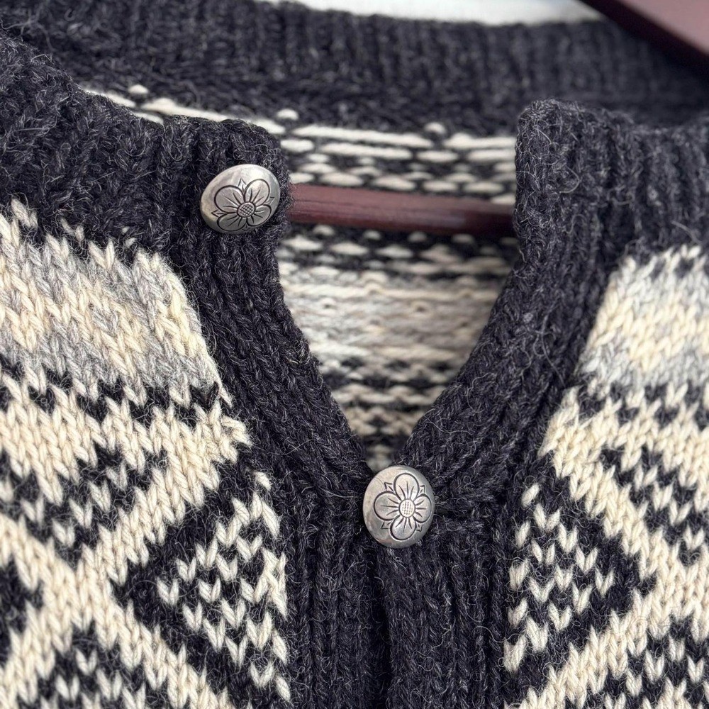 Vintage Handmade Sweater Nordic Knit Cardigan