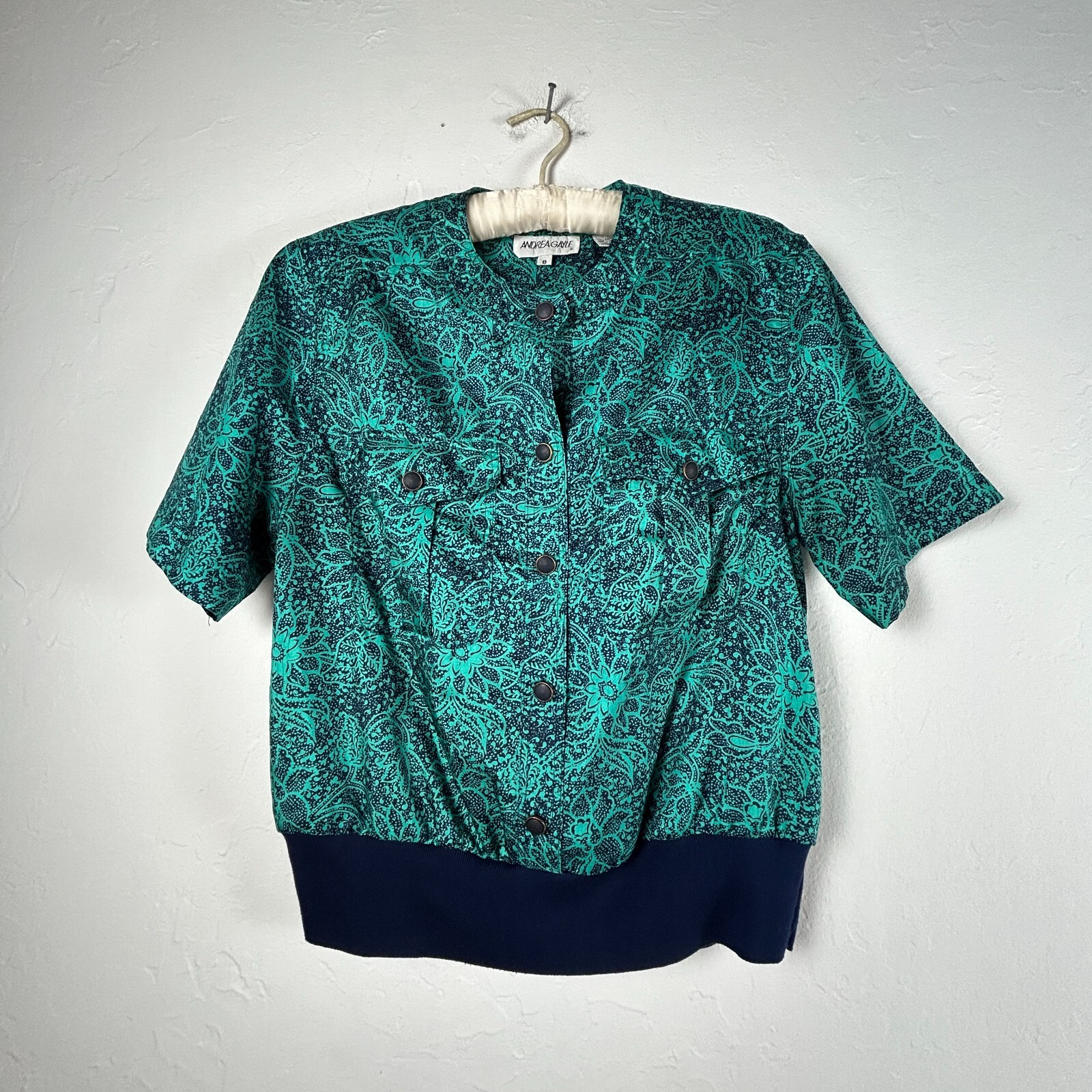 Andrea Gayle Womens Green Navy Floral Vintage Shirt Blouse Size 8 Short Sleeve