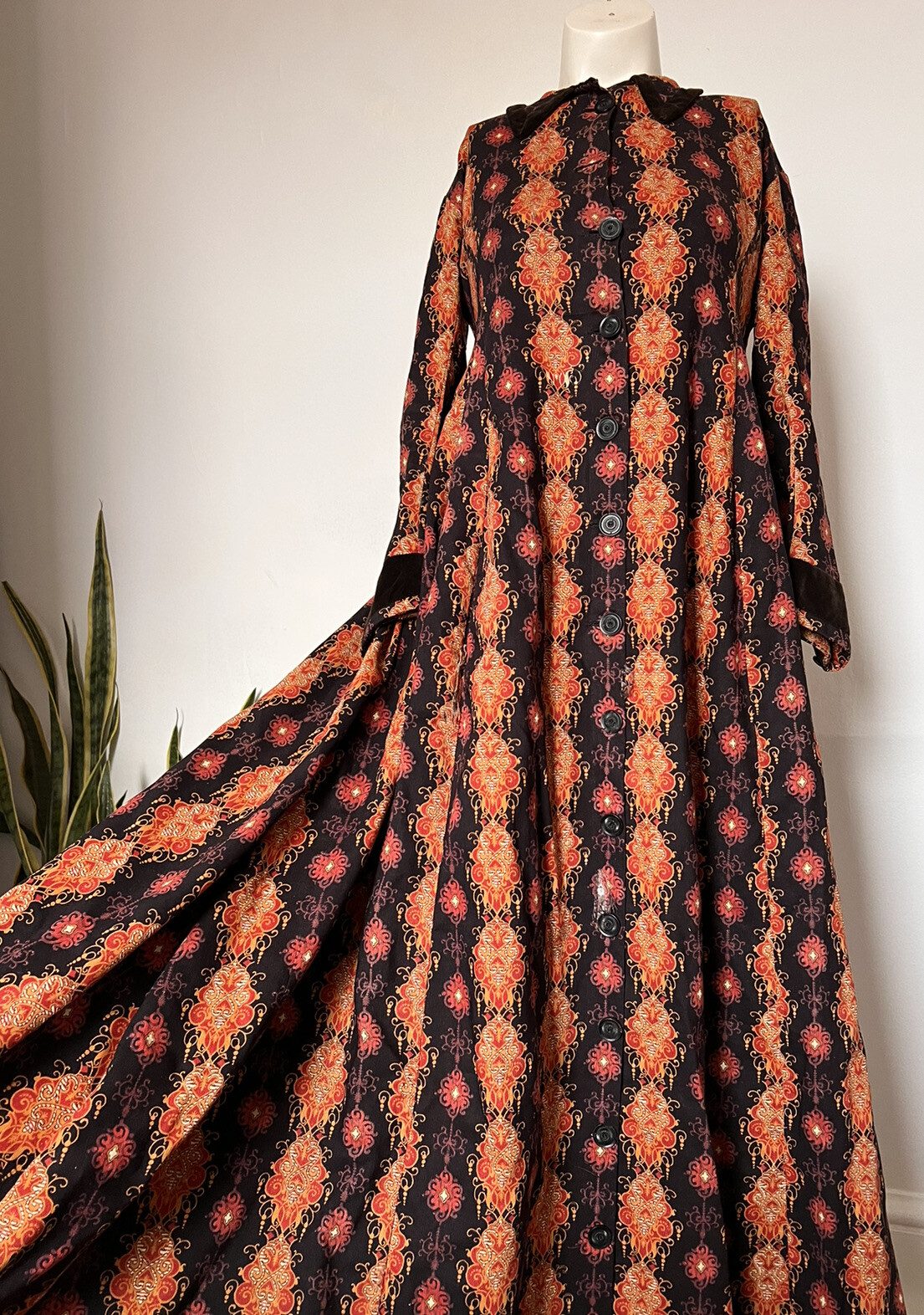 Antique Victorian 1880’s Paisley Wrapper Dress Gown Buttons Wool Bustle 19thC